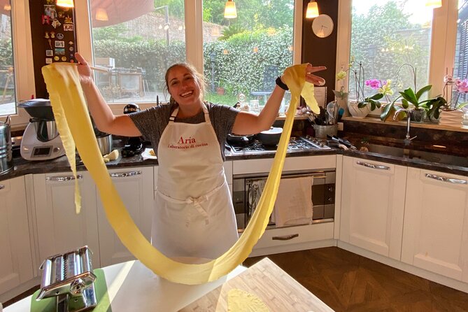 Roma Pasta Class - Spritz, Fettuccine and Tiramisu - Cooking and Enjoying the Meal