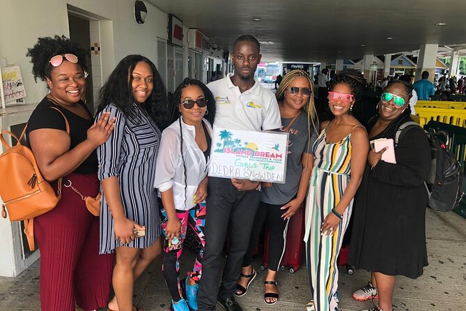 Round Trip Montego Bay Airport Taxi - Grand Palladium - Vacation Tips and Insights