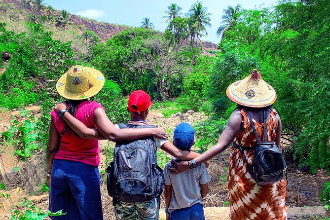 Santiago Island: 4-Hour Calabaceira Valley Hike & Guided Tour to Cidade Velha - Tips for Hikers
