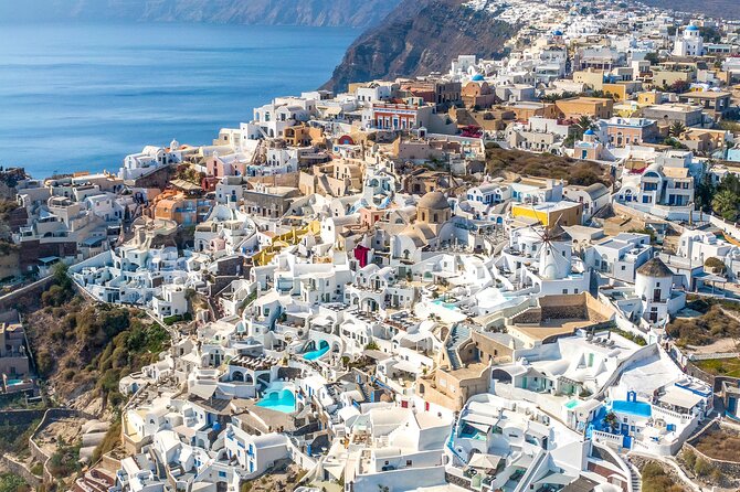 Santorini Chauffeur - Pricing and Group Accommodations