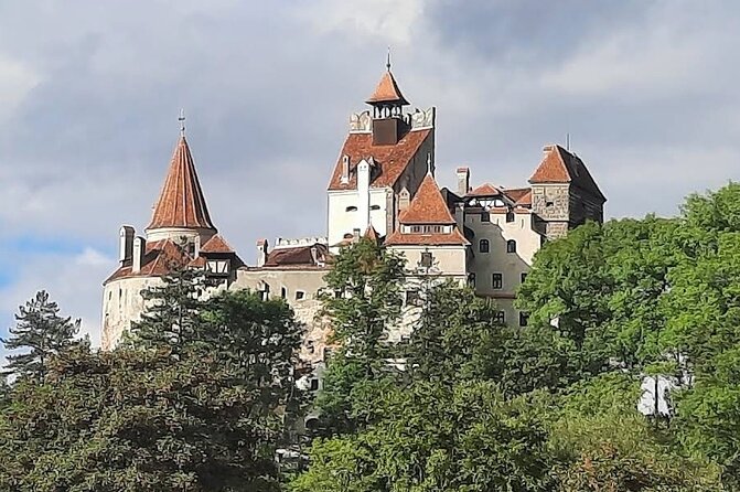 Small Group to Dracula's Castle, Peleș Castle and Brașov City - Visiting Peles Castle and Brasov