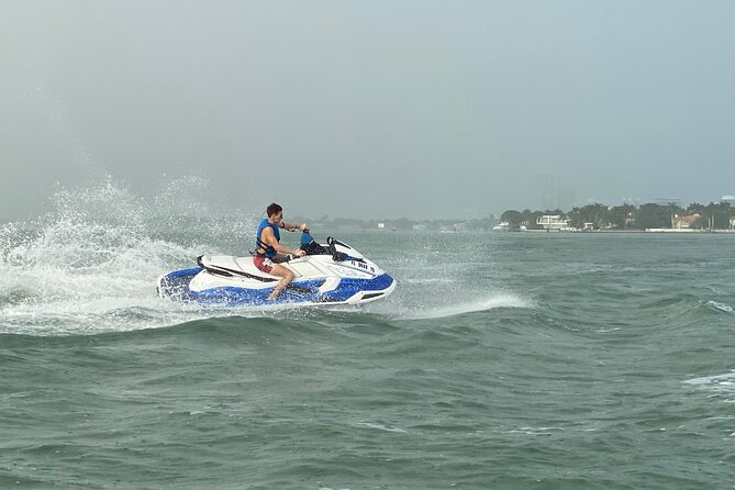 South Beach Jet Ski Rental With Pontoon Ride - Sum Up