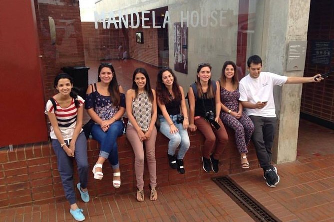 Soweto, Apartheid Museum & Constitution Hill Day Tour - Booking Information and Pricing