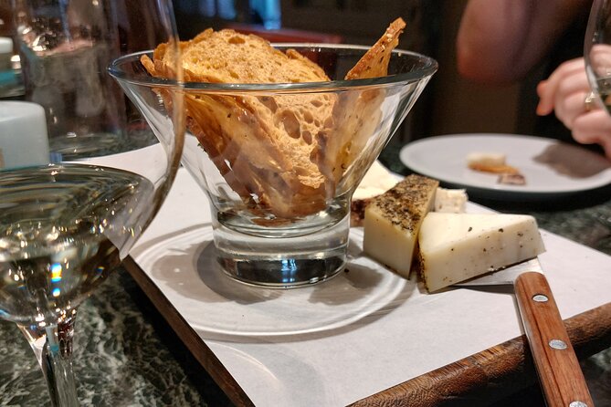 Thessaloniki Small-Group Wine Tasting Tour With Appetizers - Exploring Greek Vineyards and Wine Bars