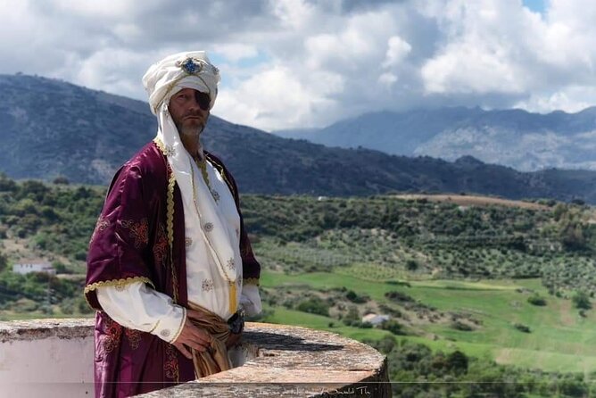Tour in Ronda With Guided Visit and Setenil De Las Bodegas - Ask Away