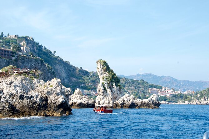 Tour to Baia Di Taormina, Isola Bella and Naxos - Pickup and Accessibility
