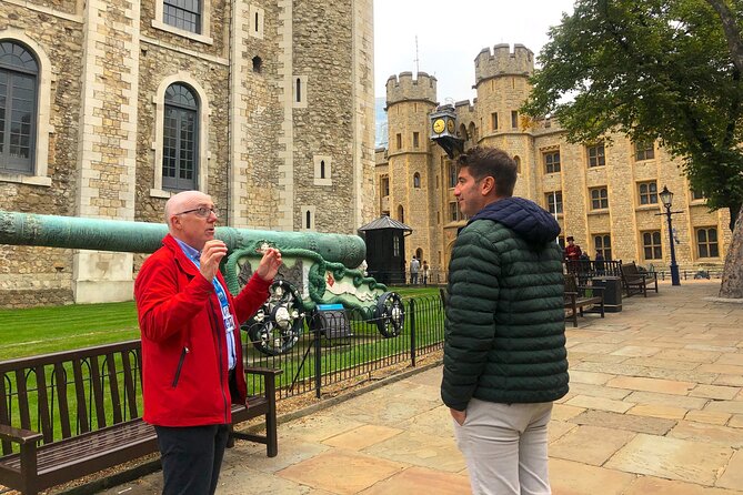 Tower of London: Early Entry & Guided Tour With the Beefeaters - Nearby Dining Recommendations