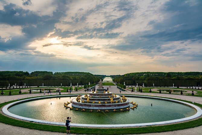 Versailles Golf Cart Guided Tour Romantic Boat With Champagne - Champagne-Infused Luxury Experience