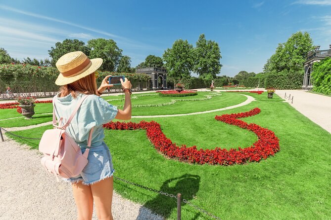 Vienna Family Tour to Schonbrunn Palace & Zoo With Transport - Tour Reviews and Support