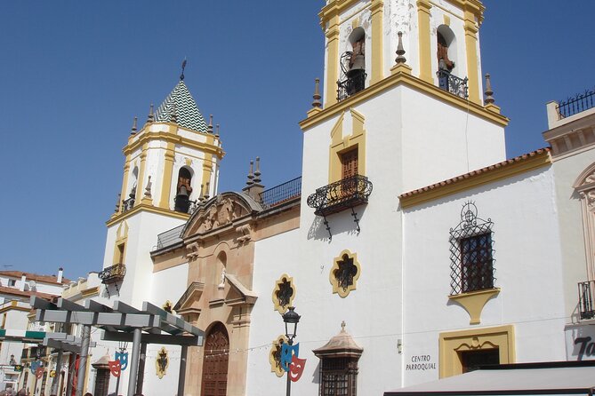 Visit Ronda and Setenil De Las Bodegas in One Day From Malaga - Getting to the Meeting Point