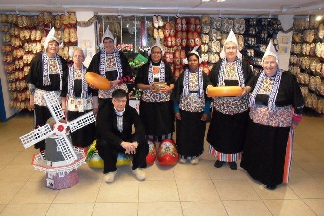 Volendam Cheese Farm Private Tour in Traditional Dutch Costume  - Amsterdam - Cancellation Policy and Inquiries