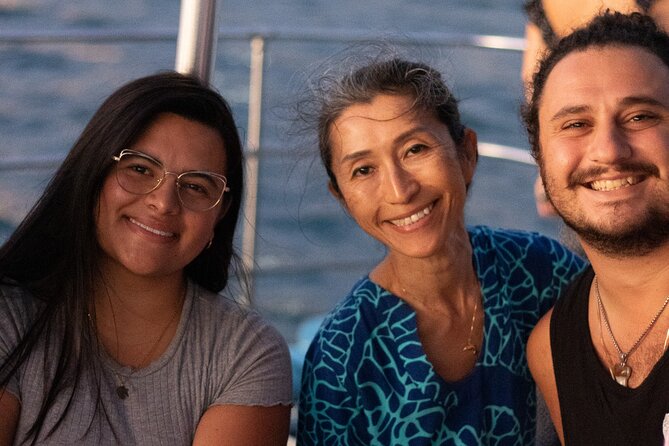 Waikiki Sunset Cruise: Music and BYOB - Sum Up