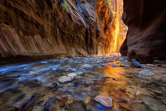 Zion, Bryce, & Antelope Canyon Adventure: Small Group 3-Day Tour - Discovering Zion National Park