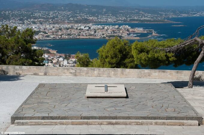 Agia Triada,Stavros,Venizelos Graves, Day Tour - Transportation and Accessibility