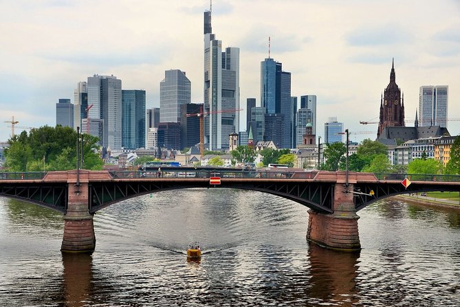 Airport Transfer: Airport FRA to Frankfurt by Luxury Van - Reviews and Feedback