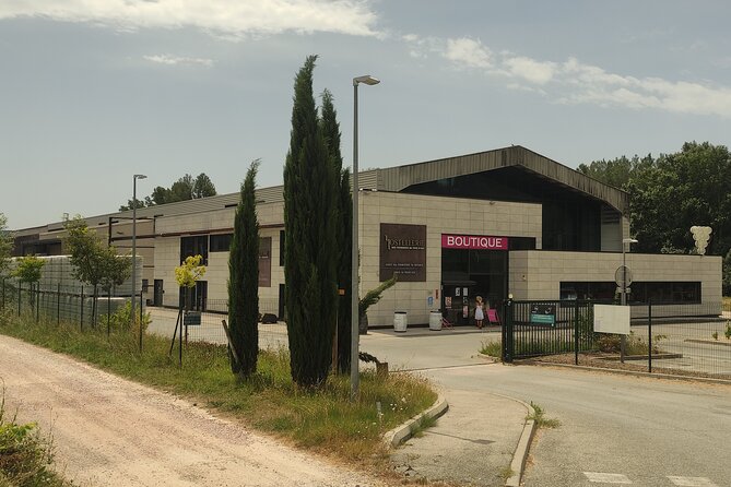 Aix-En-Provence Living Market Tour With a Local - Experiencing Local Cuisine and Culture