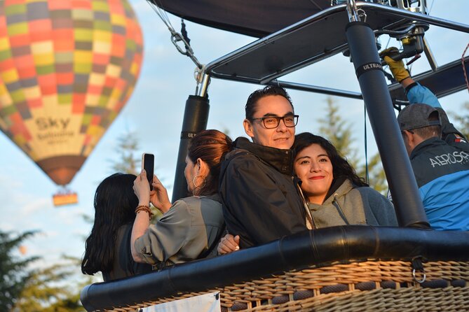 Balloon Flight Over Teotihuacan With Breakfast and Pyramids Tour - Frequently Asked Questions