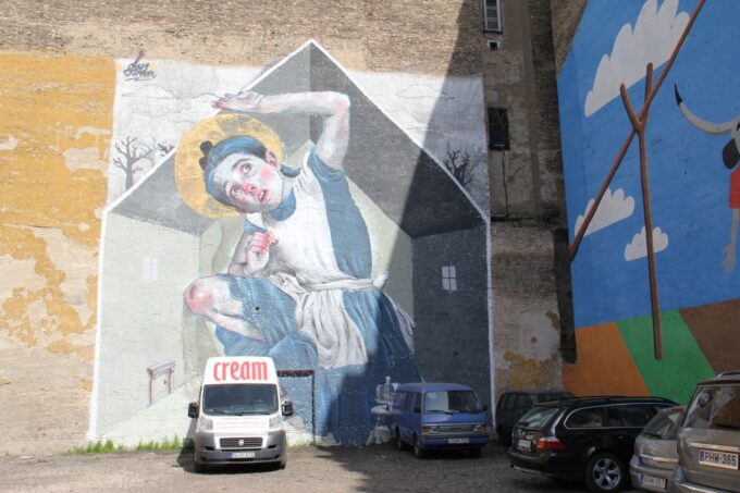 Budapest: Street Art Tour - Exploring Budapests Jewish Quarter
