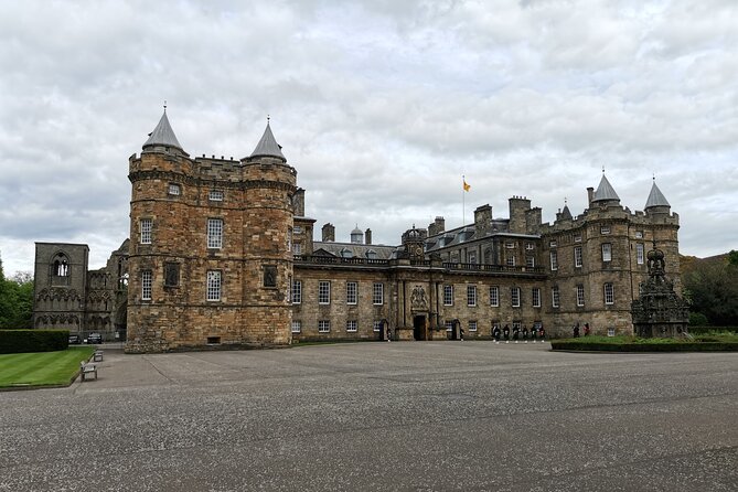 Edinburgh Outlander Self-Guided Private Tour - Since You Asked