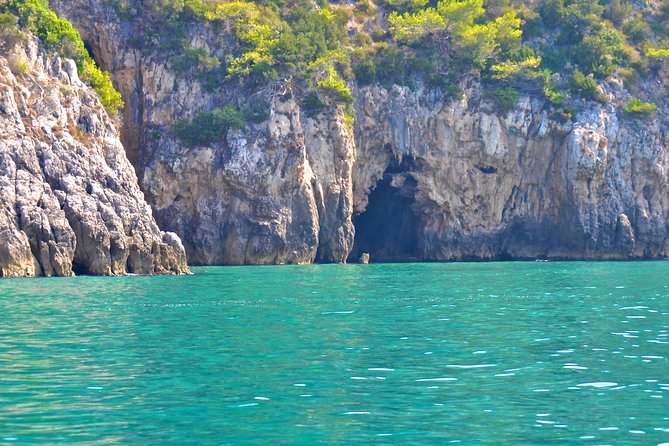 Gaeta VIP Private Tour Spaccata Mountain and Devil's Well - Enjoying the Culinary Delights