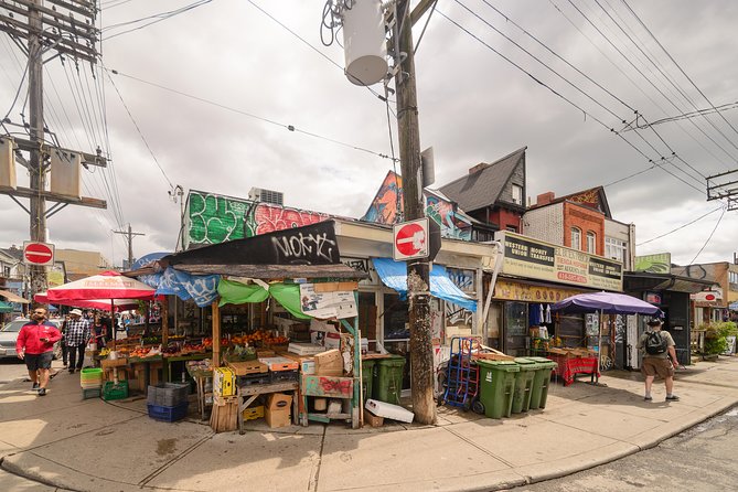 Kensington Market, Chinatown and the Art Gallery of Ontario: A Self-Guided Tour - Discovering Chinatown and the Art Gallery