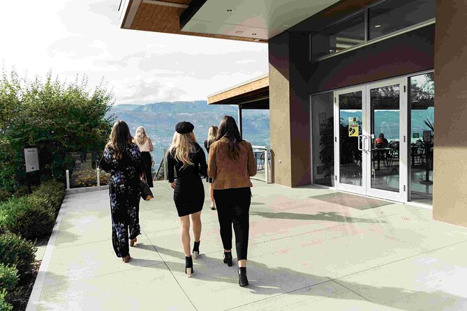 Lake Country Wineries Tour - Transportation and Logistics