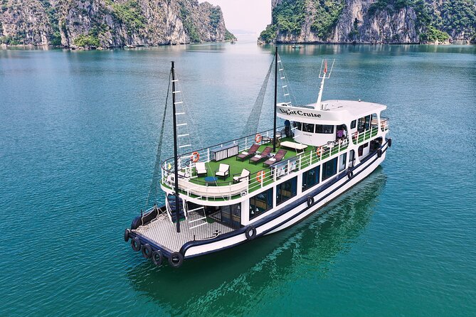 Light Cruise - Luxury Halong Day Cruise ( Limousine - Expressway - Small Group) - Scenic Highlights