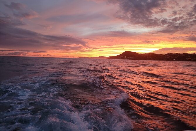 Los Cabos Private Yacht Tour, Water Activities, Lunch and Drinks - Private Transportation and Gratuities