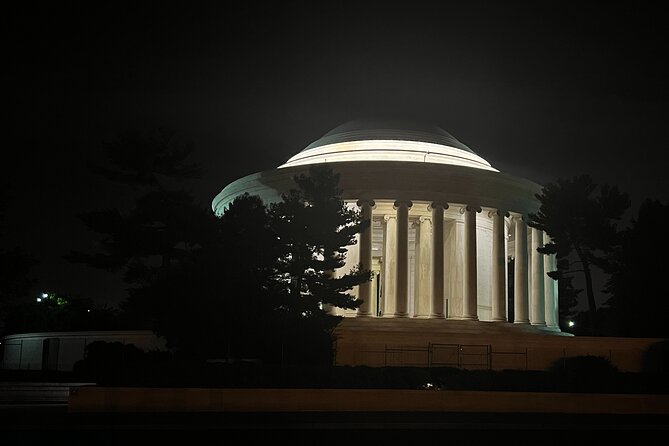 Monumental Moonlight Private Guided Bus Tour in Washington - Exploring Washington D.C. by Night