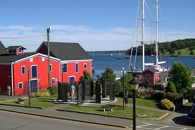 Peggys Cove and Lunenburg Tour (Small Group) - Contact and Accessibility Options