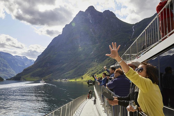 Private Day Tour - Nærøyfjord Cruise & Undredal House of Cheese - Sum Up