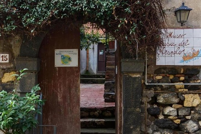 Private Half Day Tour to Catania and the Cyclops Riviera - Booking Process