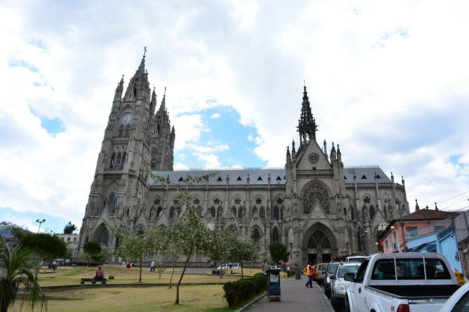 Quito: Unforgettable Private City Tour and the Equator Line. - Highlights of the Private City Tour