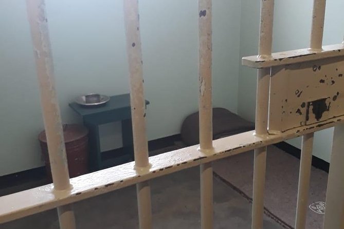 Robben Island and Table Mountain Tour - Frequently Asked Questions