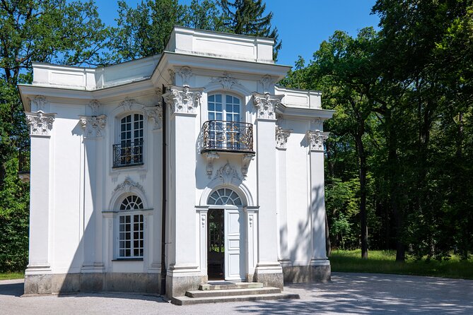 Skip-The-Line Nymphenburg Palace Guided Tour With Transfers - Explore the Stunning Palace Gardens