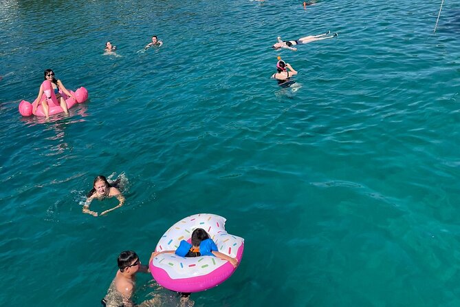 Split: Hvar, Brač, and Pakleni Cruise With Lunch and Drinks - Sum Up