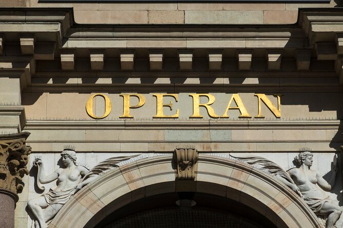 Stockholm Old Town Highlights, Royal Palace, Vasa Musum Tour - Visiting the Royal Palace and Vasa Museum