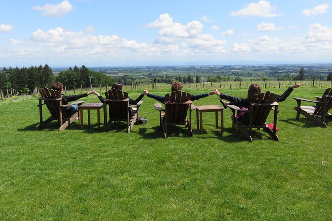 Willamette Valley Boutique Winery Tour With Lunch - Customer Reviews and Feedback