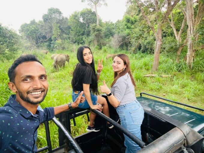 Colombo: Sigiriya Rock Dambulla and Minneriya National Park - Frequently Asked Questions