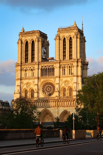 Paris: Full-Day Private Tour in a Van - Frequently Asked Questions