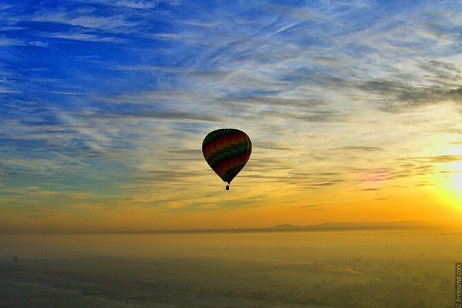 Adventure Hot Air Balloon Tour Over Luxor and Nile River Valley - Captivating Views of Luxors Landmarks