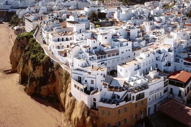 Albufeira History Walking Tour With Wine and Tapas - Good To Know