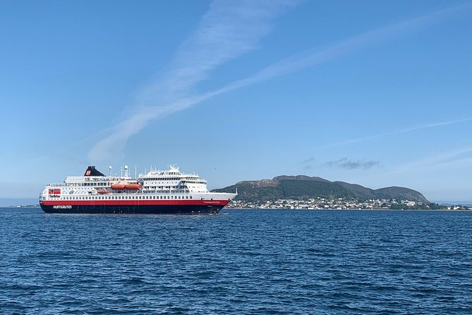 Alesund Sightseeing Private Tour for Cruise Passengers - Good To Know