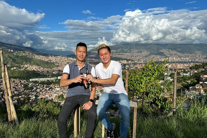 All-Inclusive Comuna 13 Nightlife Bar Crawl With Locals - About Your Stay