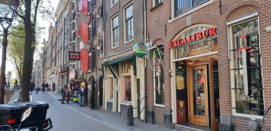 Amsterdam: Private Red Light District Tour in Spanish