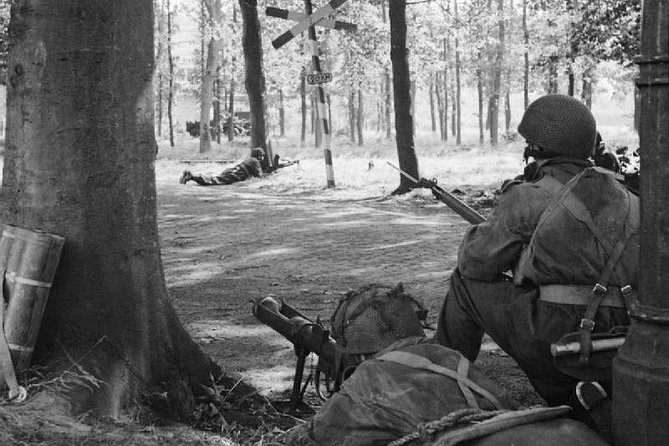 Arnhem 1944 Battlefield Private Tour: Transfers From Randstad  - Leiden - Good To Know
