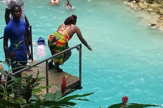 Blue Hole Irie Falls, Ohoco Rios City Tour & Horse Back Riding - Key Points
