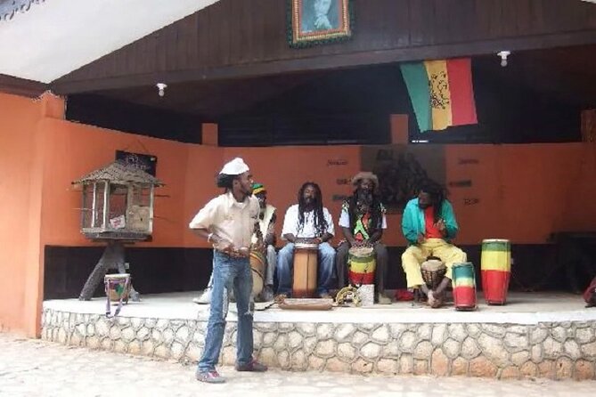 Bob Marley Reggae Tour, Shopping and Lunch - Inclusions and Pickup