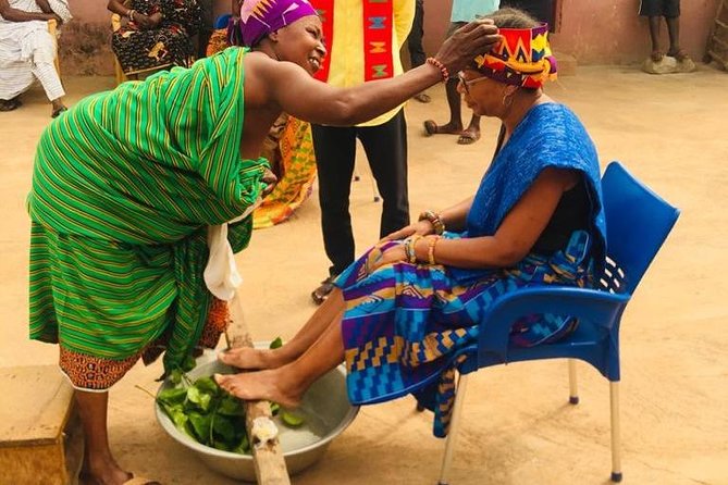Bonwire Namimg Ceremony and Kente Tourist Center - Good To Know