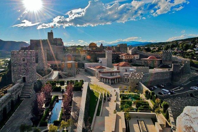 Borjomi Central Park and Rabati Castle Tour  - Tbilisi - Good To Know